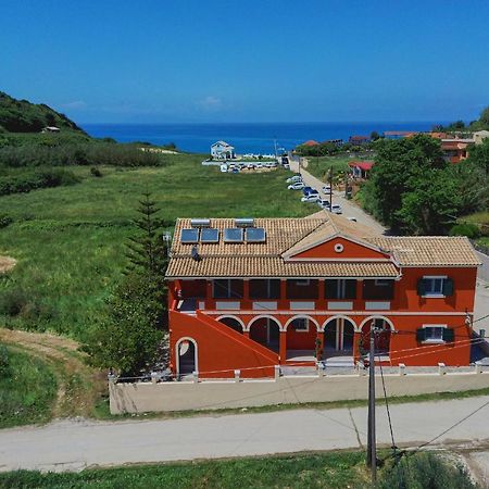 Logas Beach Studios Peroulades  Buitenkant foto