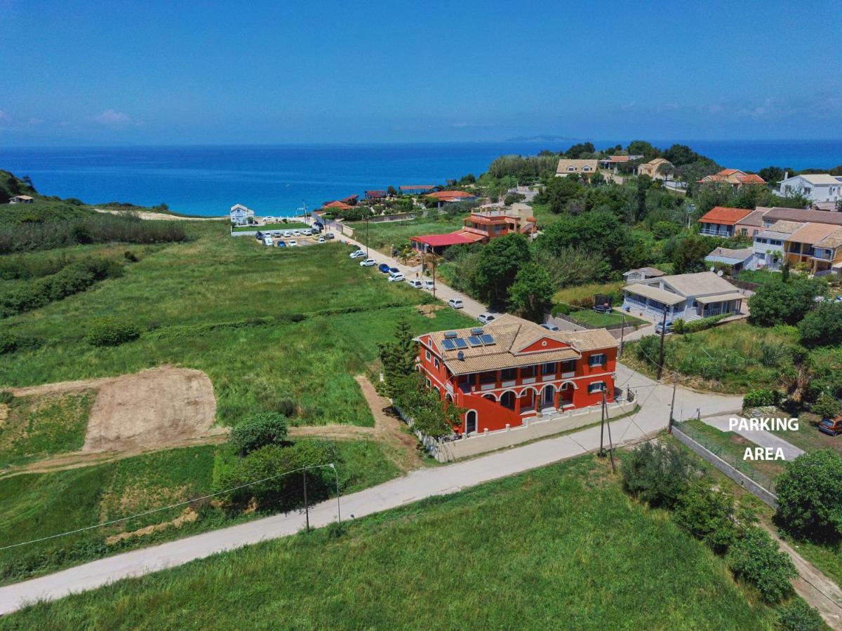 Logas Beach Studios Peroulades  Buitenkant foto